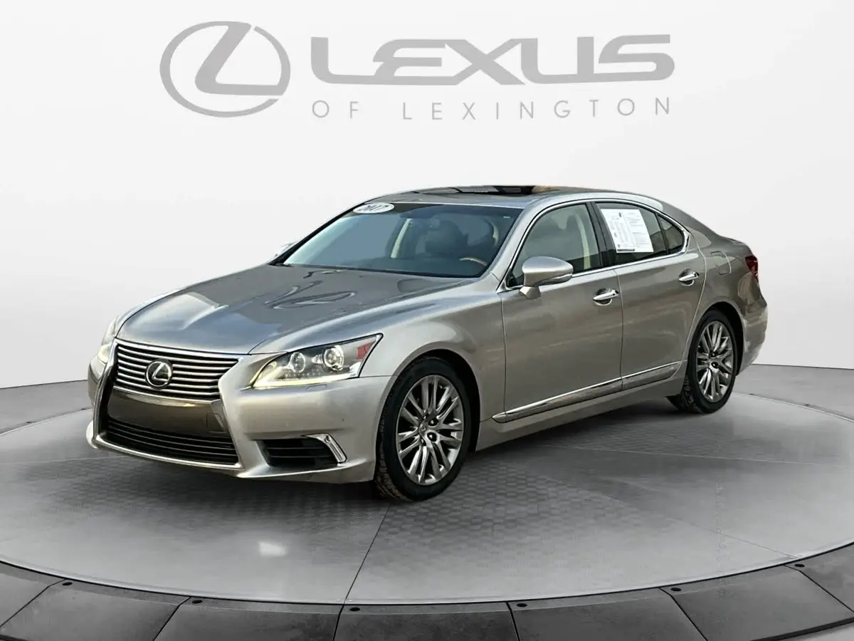 2017 Lexus LS Base's photo