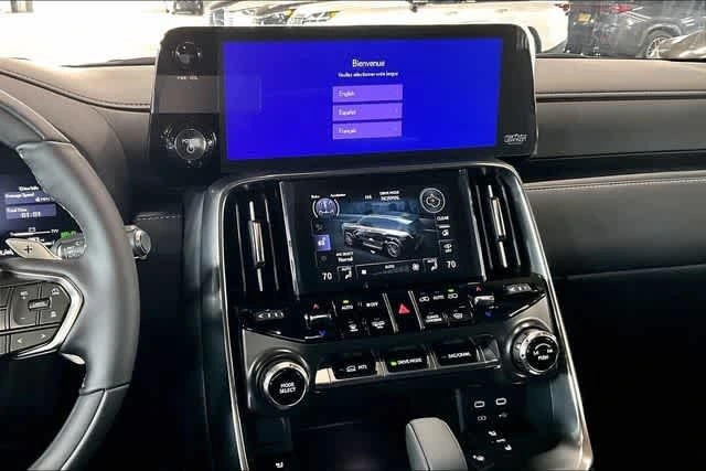 2026 Lexus LX 700h Luxury - Photo 7