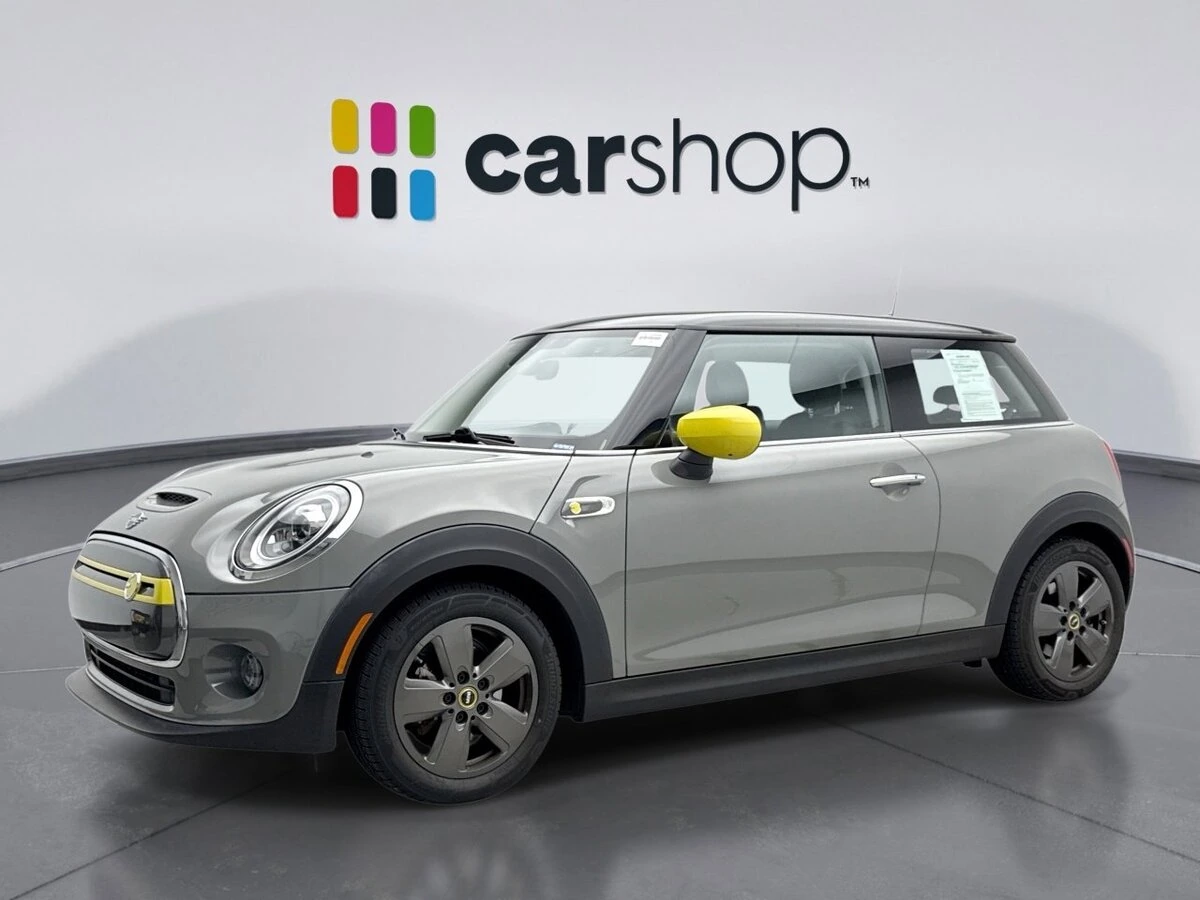 2020 MINI Hardtop Cooper SE's photo