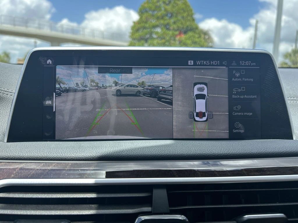 2022 BMW 7 Series 740i - Photo 25