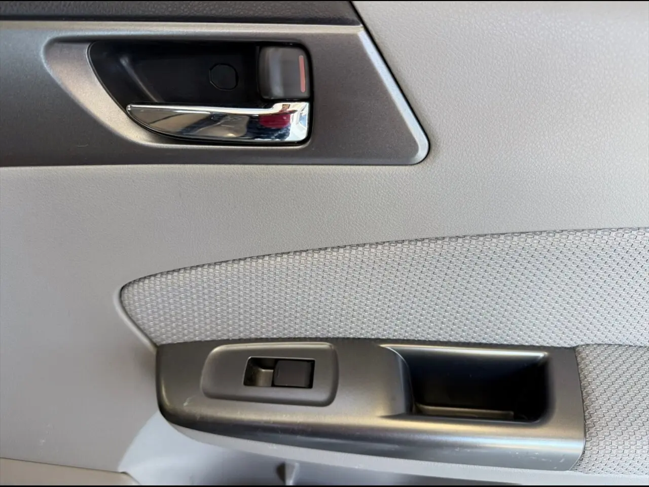 2011 Subaru Forester 2.5X Premium photo 25