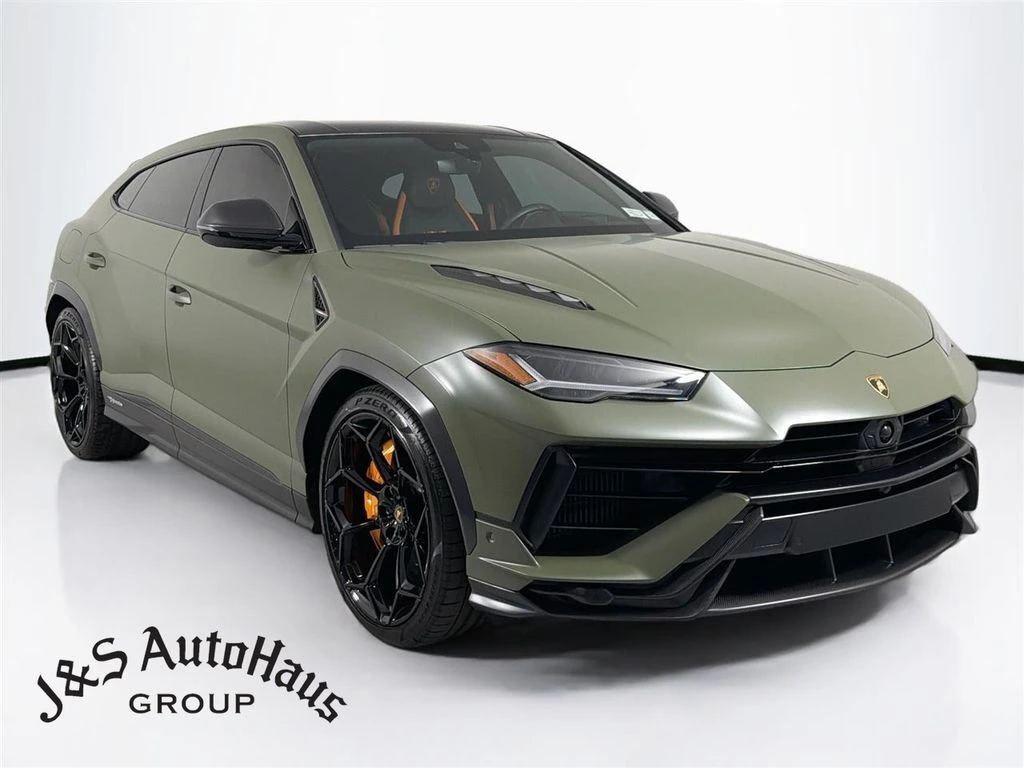 2023 Lamborghini Urus 4.0 V8 Performante's photo
