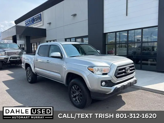 2023 Toyota Tacoma SR5's photo