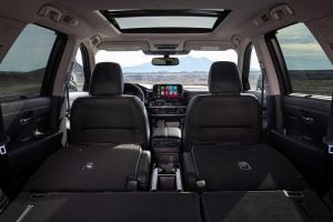 2022-Nissan-Pathfinder-Interior-300x200.jpg