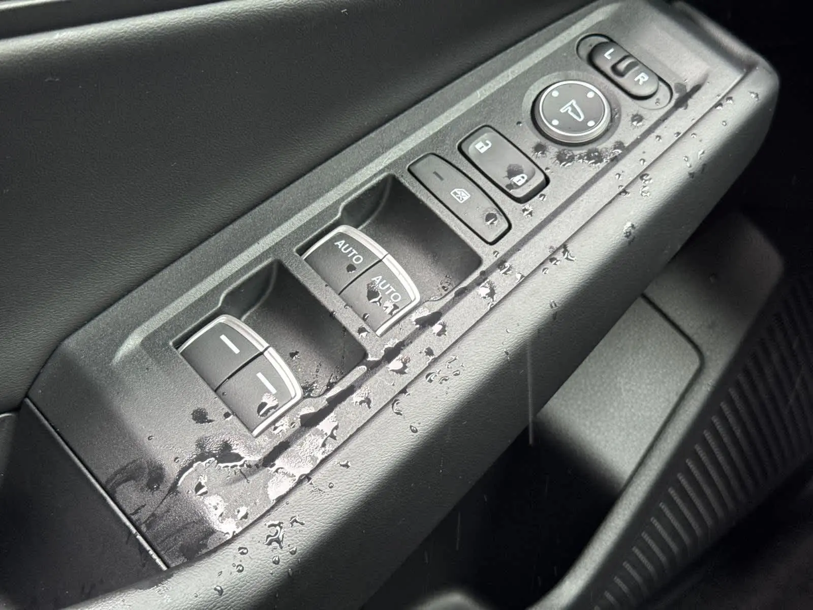 2023 Honda Accord EX photo 23