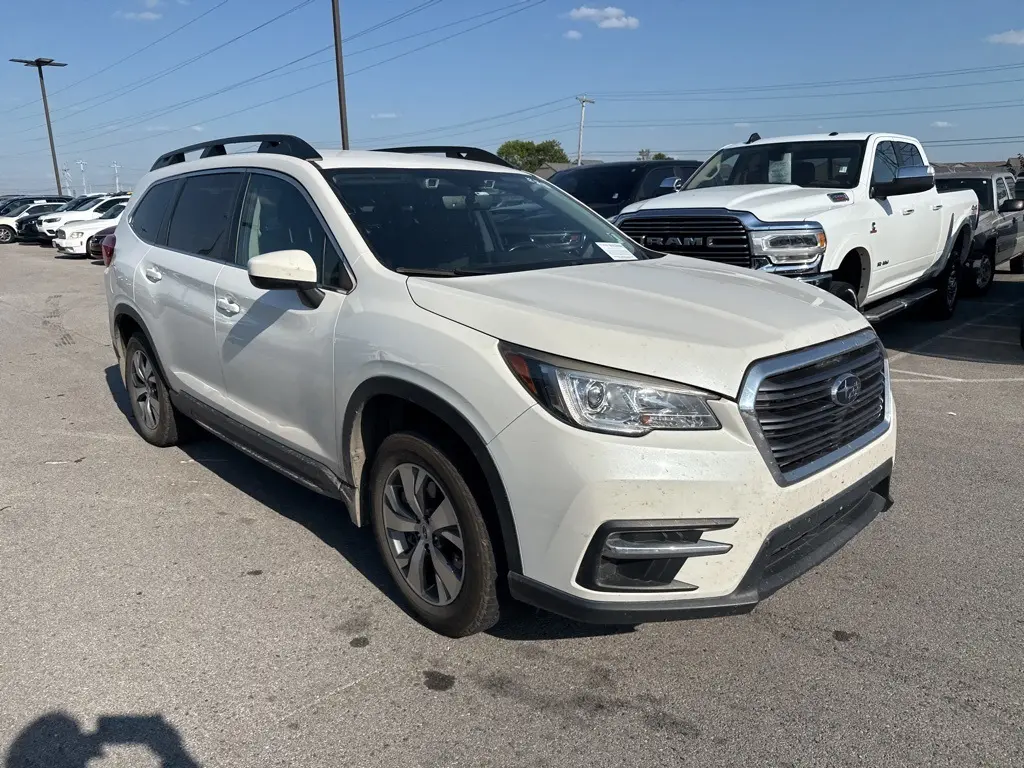 2019 Subaru Ascent Premium photo 3