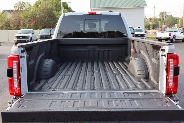 2026 Ford F-350 Super Duty XL - Photo 18