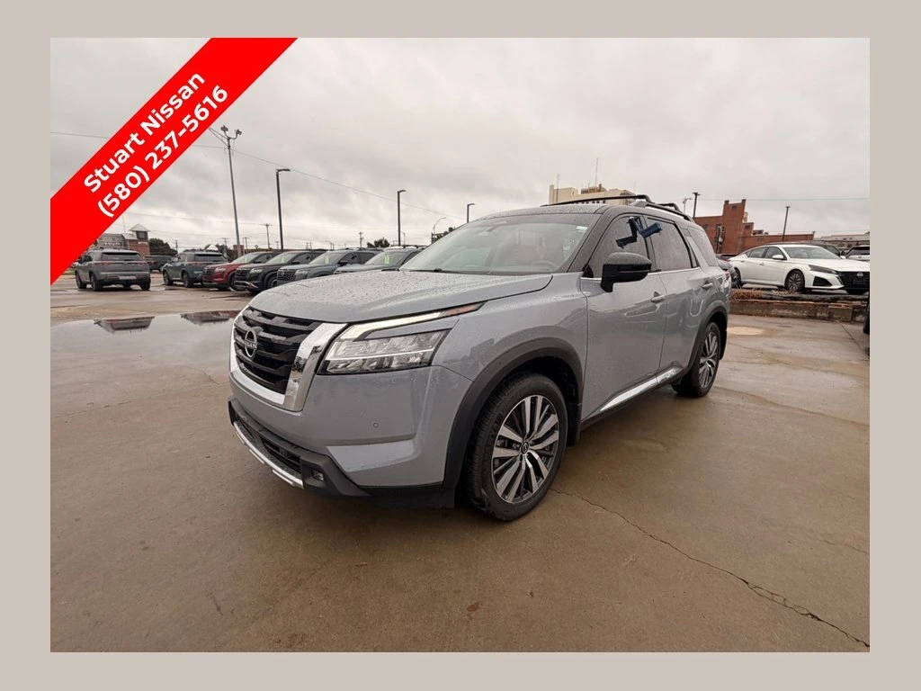 2022 Nissan Pathfinder Platinum