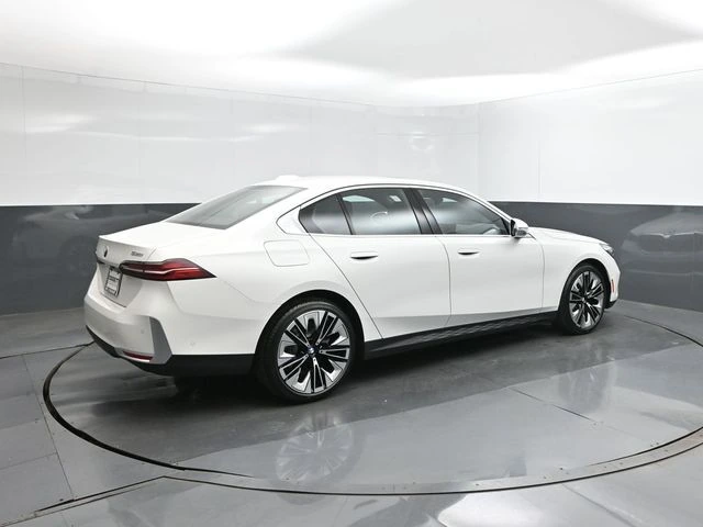 2026 BMW 5 Series 530i - Photo 15