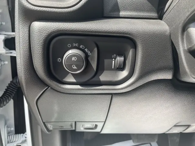 2026 Ram 3500 Tradesman photo 14
