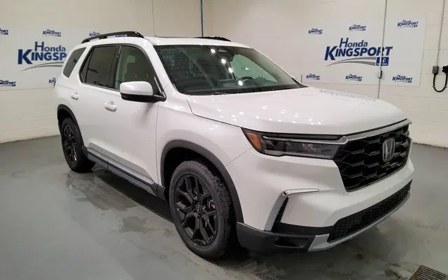 2025 Honda Pilot Touring's photo