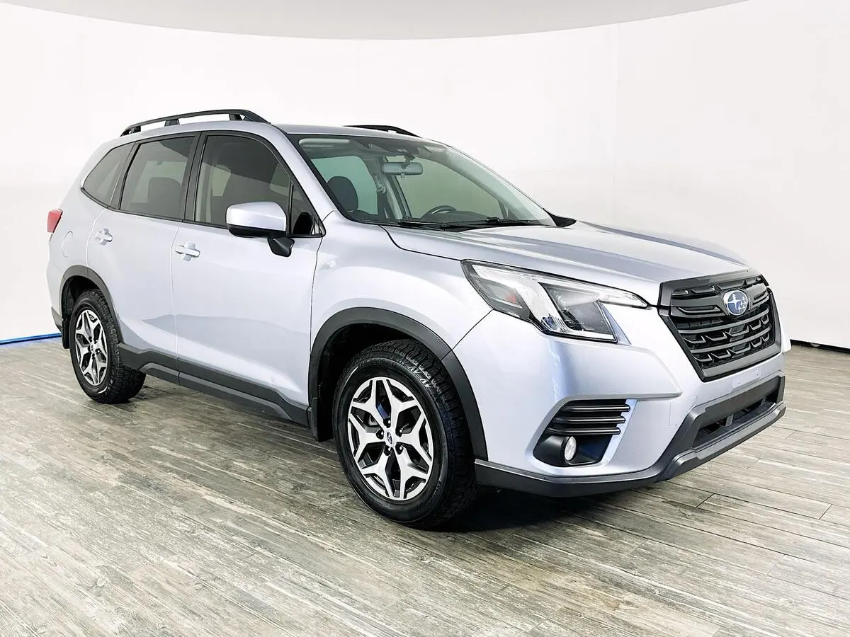 2022 Subaru Forester Premium's photo