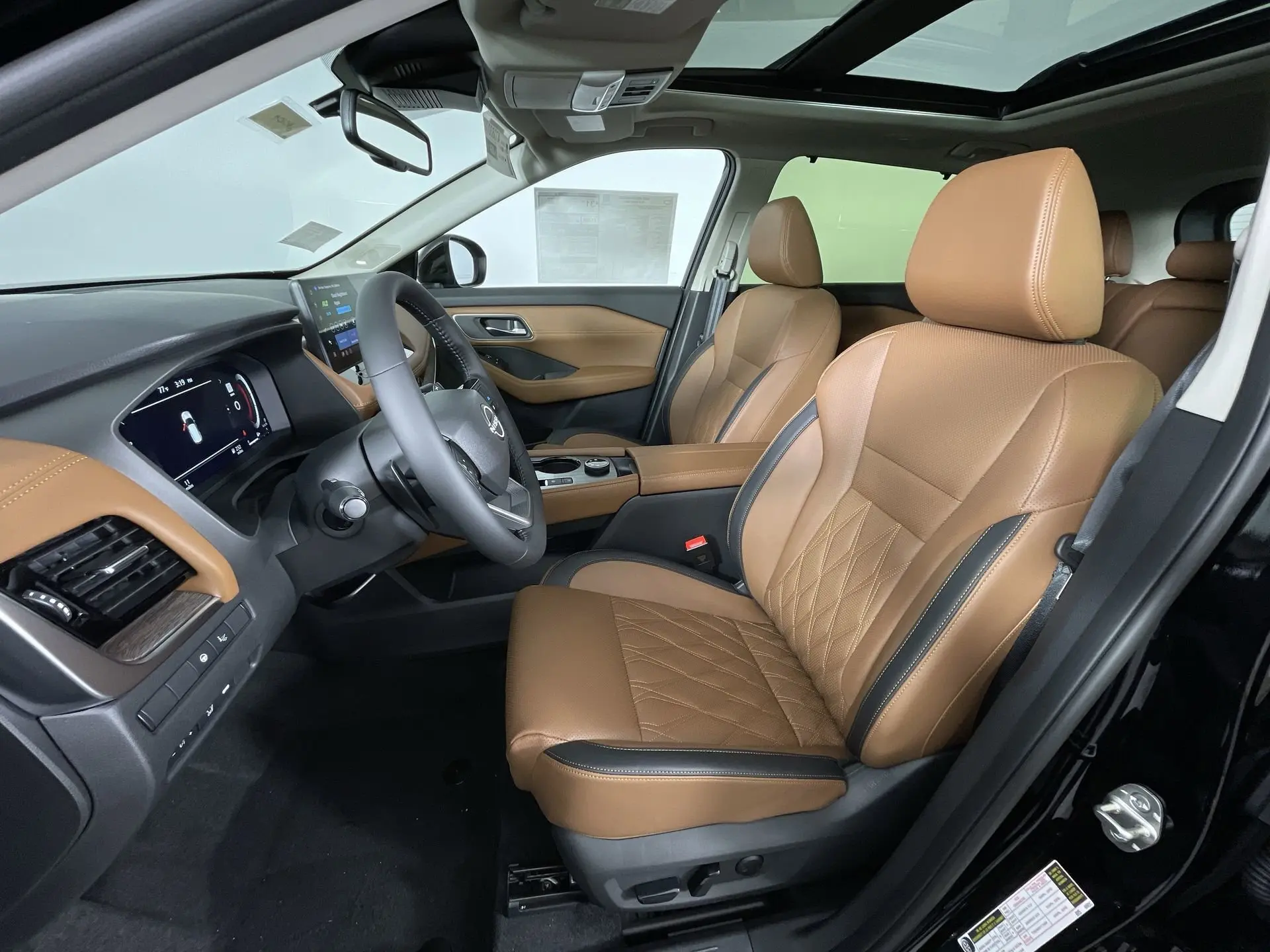 2026 Nissan Rogue Platinum photo 10