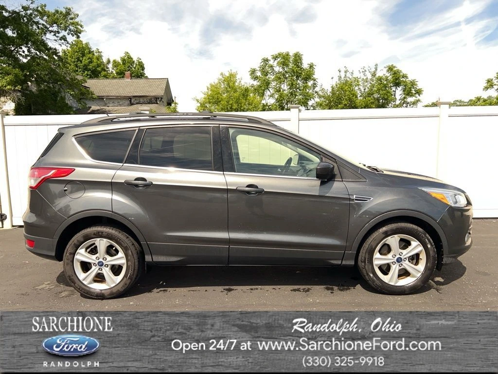 2016 Ford Escape SE's photo