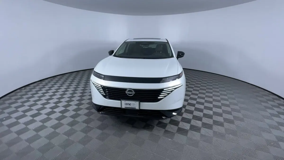 2025 Nissan Murano Platinum photo 3