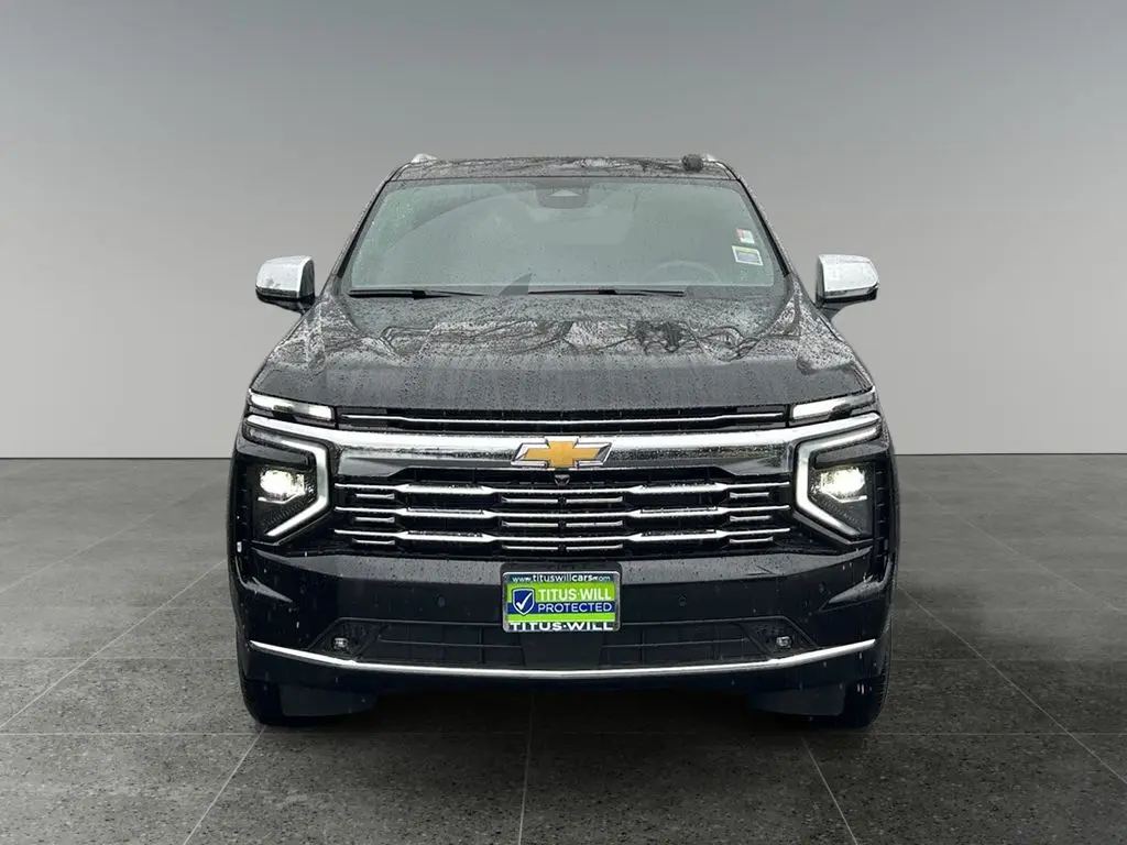 2025 Chevrolet Tahoe Premier photo 2