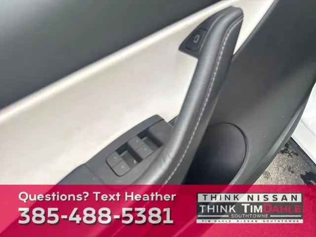 2022 Tesla Model Y Long Range photo 11