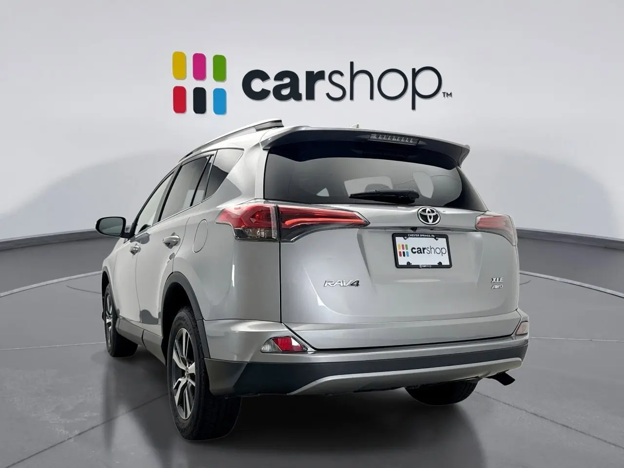 2018 Toyota RAV4 Adventure XLE photo 3