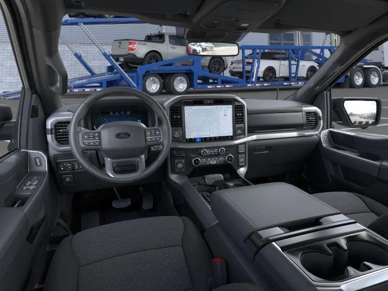 2025 Ford F-150 XLT photo 7