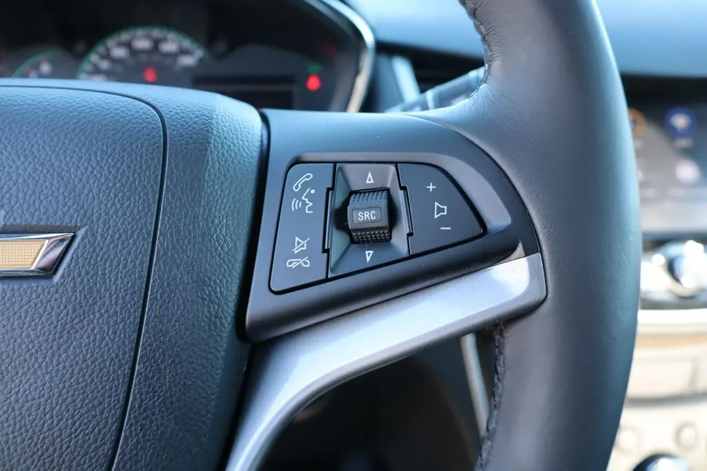 2022 Chevrolet Trax LT photo 13