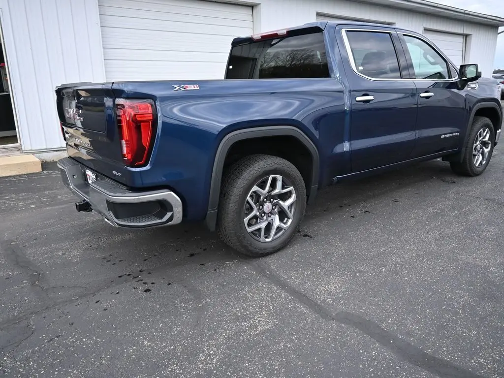 2023 Gmc Sierra 1500 SLT photo 4