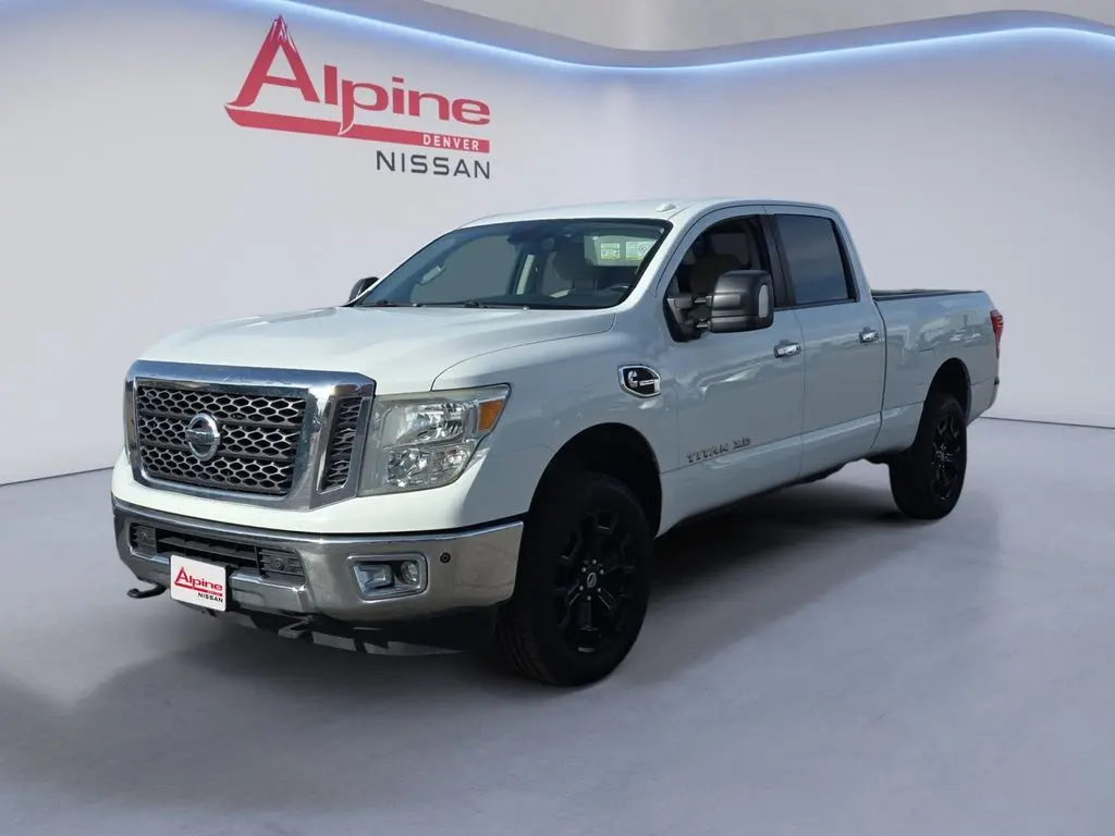 2017 Nissan Titan XD SV