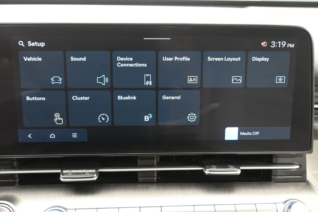 2025 Hyundai Kona SEL - Photo 19