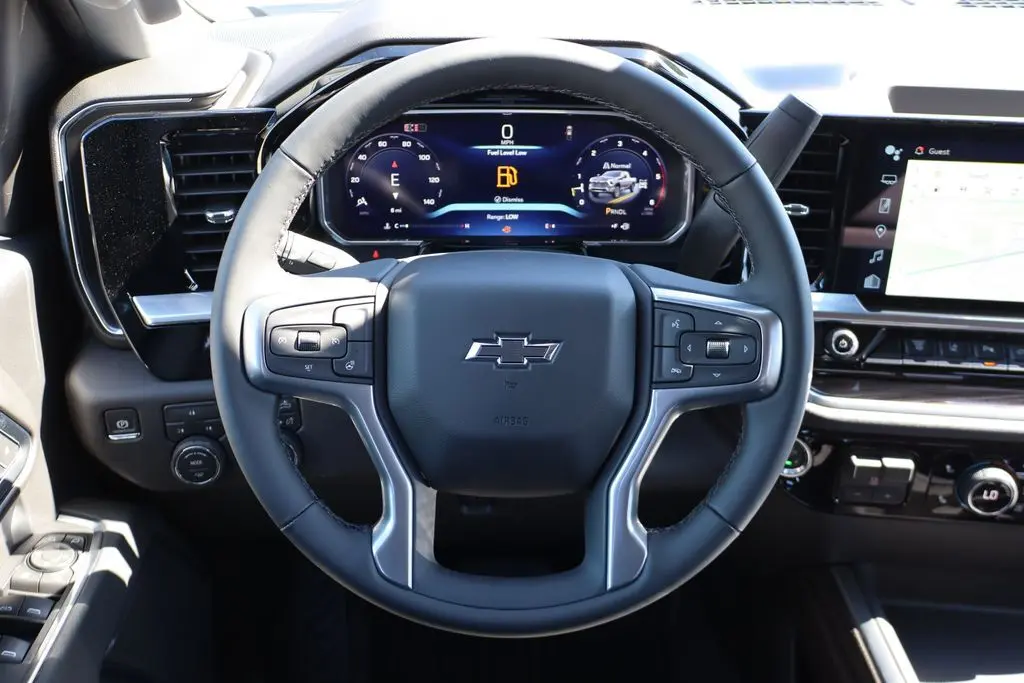 2026 Chevrolet Silverado LT photo 17
