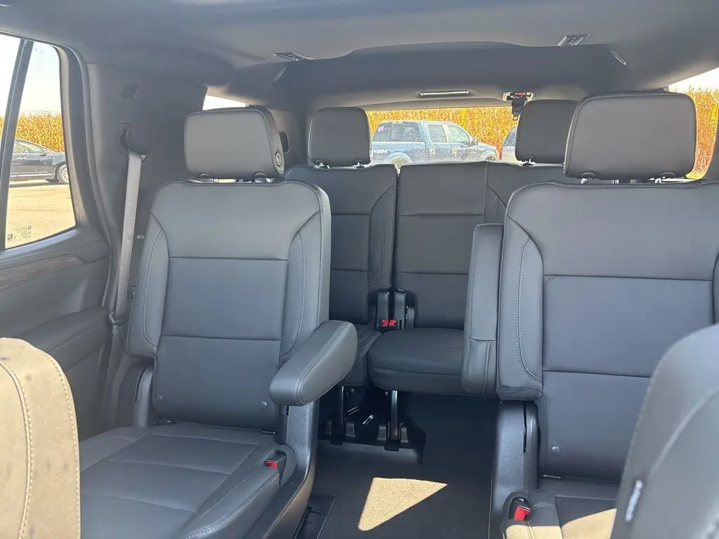 2024 Chevrolet Tahoe Z71 photo 33