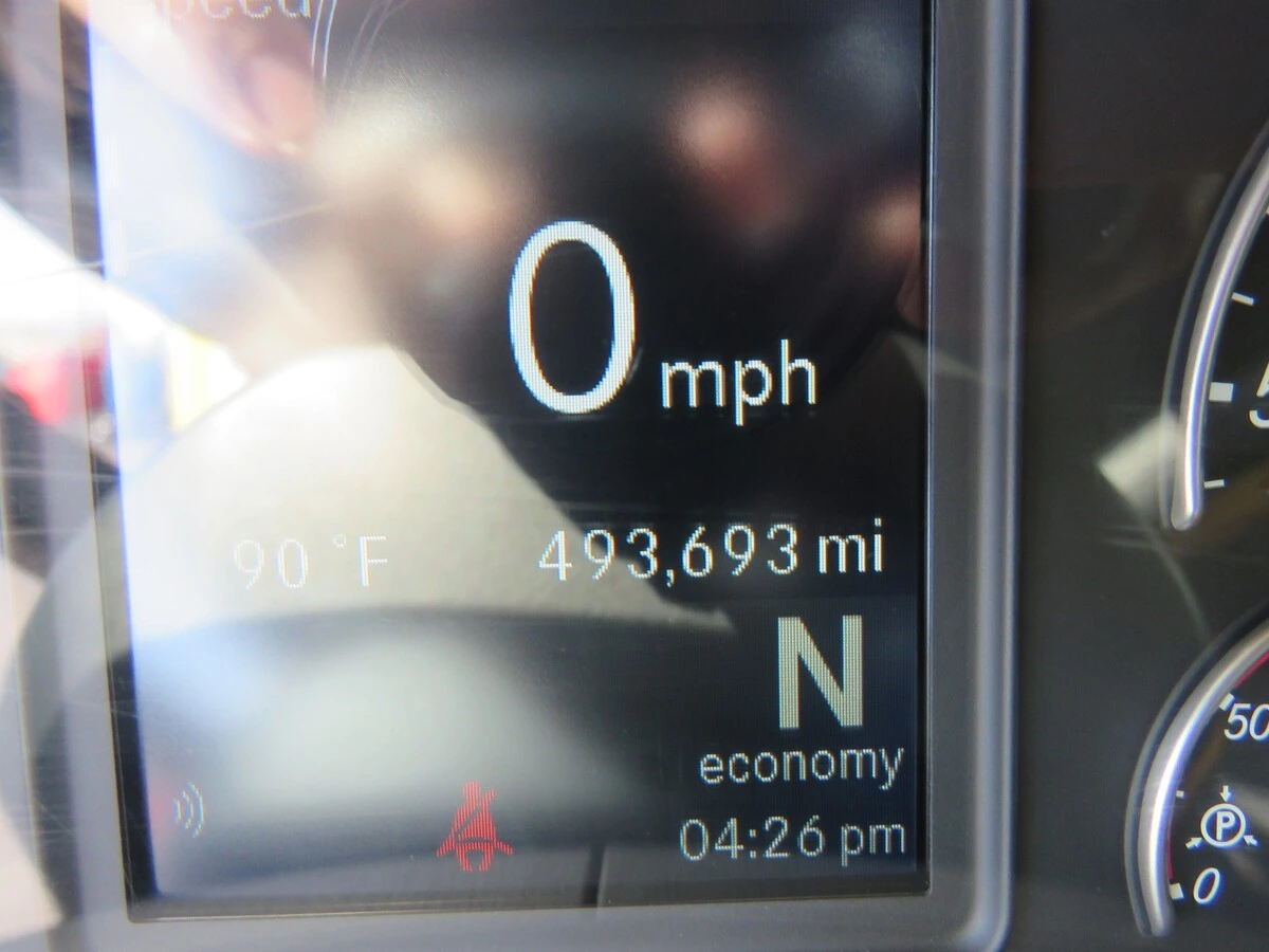 2022 Freightliner Cascadia - image 21