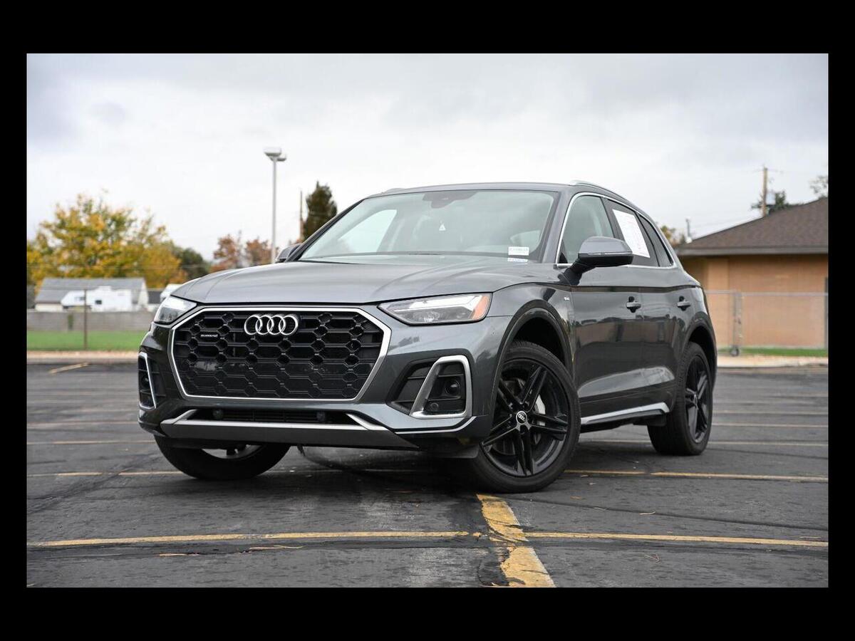 2022 Audi Q5 S line Premium