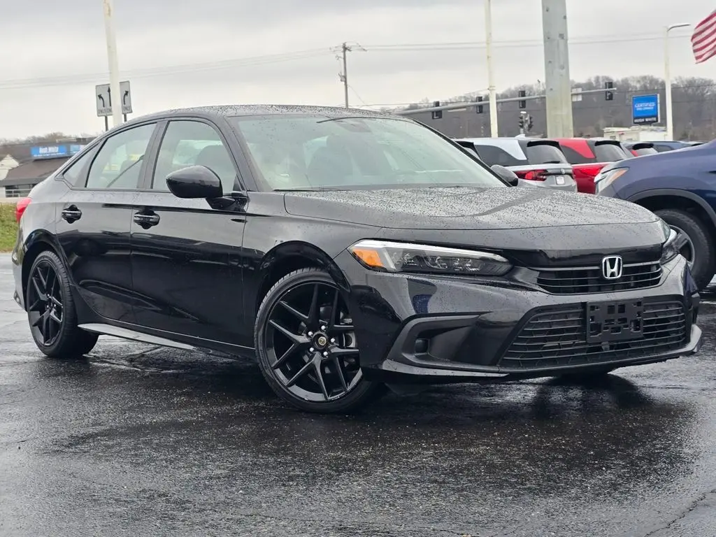 2024 Honda Civic Sport's photo