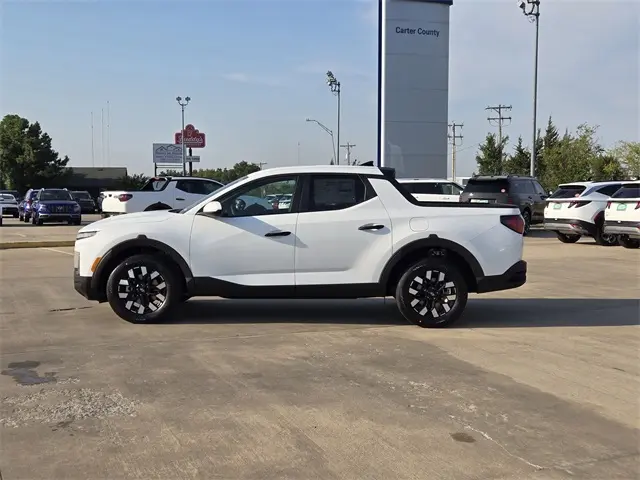 2026 Hyundai Santa Cruz SE photo 4