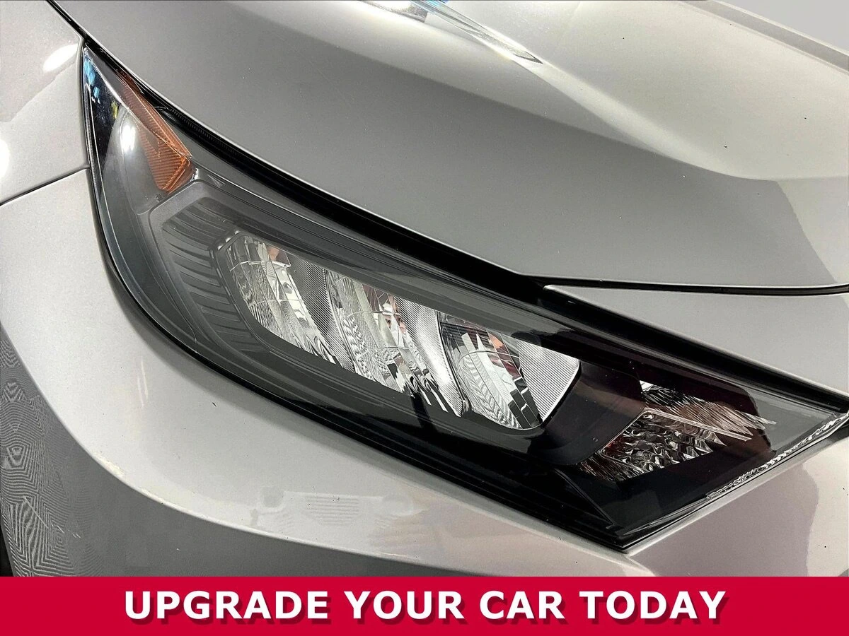 2019 Toyota RAV4 LE - Photo 27