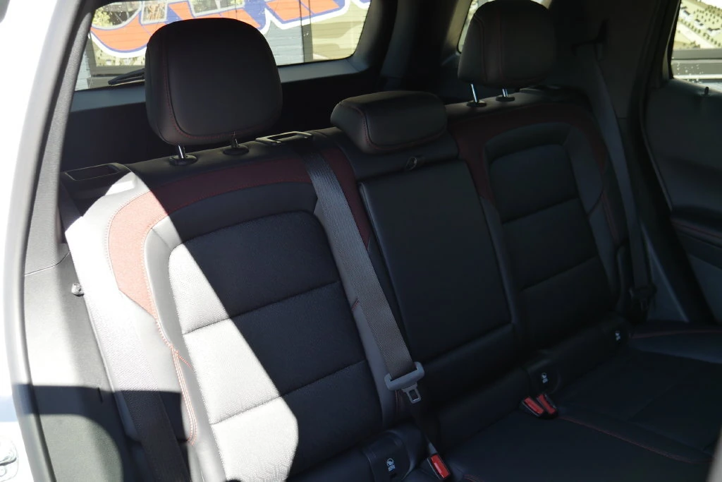 2027 Chevrolet Equinox RS - Photo 14
