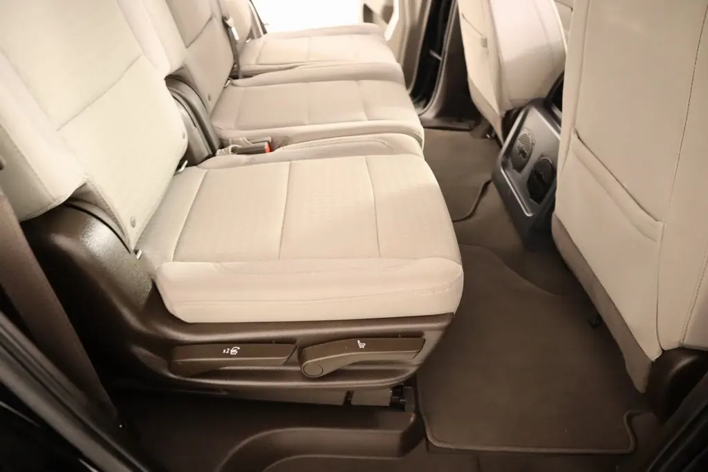 2022 Chevrolet Tahoe LS photo 13