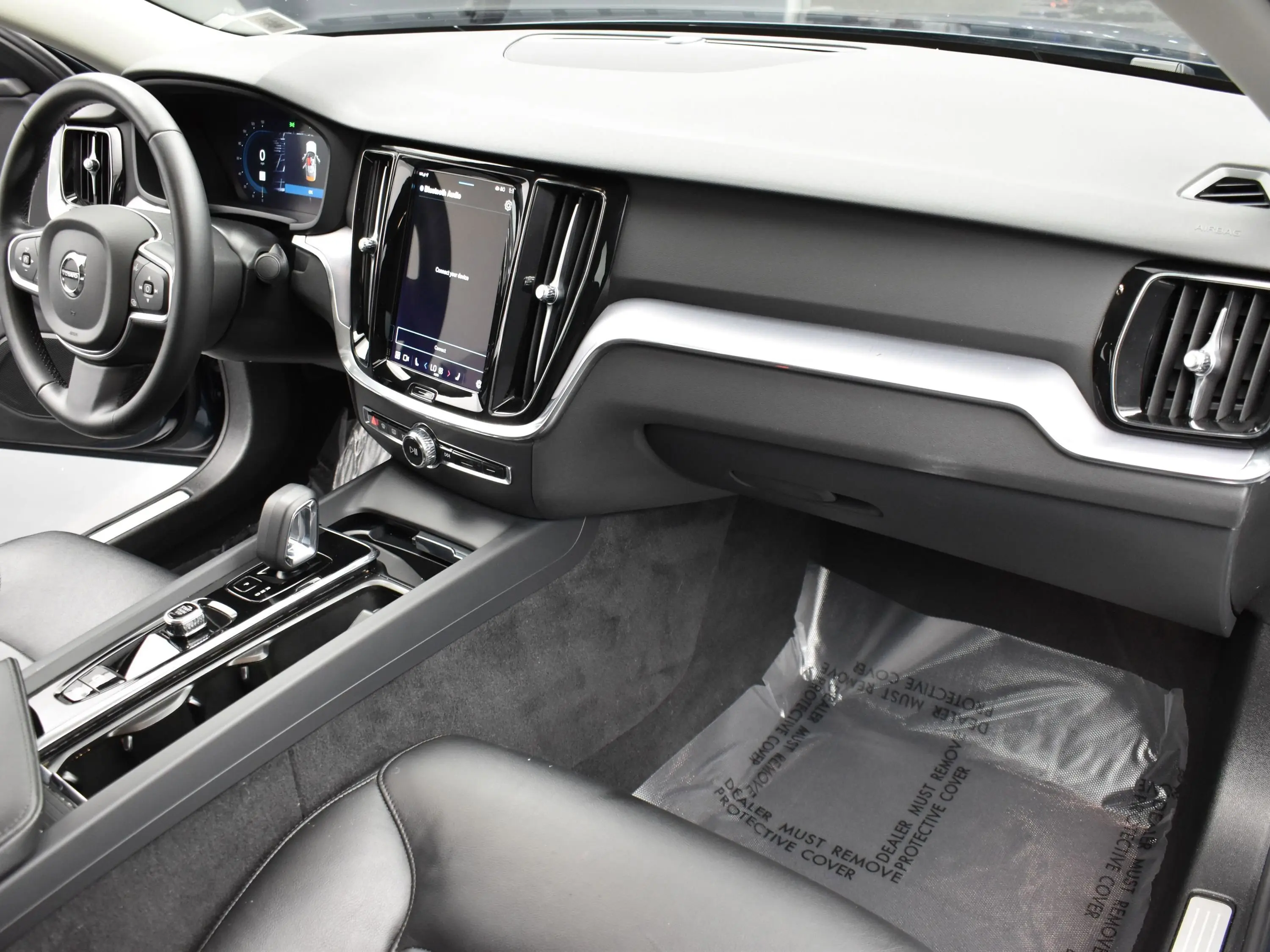 2024 Volvo S60 B5 AWD Core photo 8