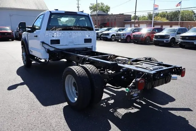 2026 Ford F-550 photo 14
