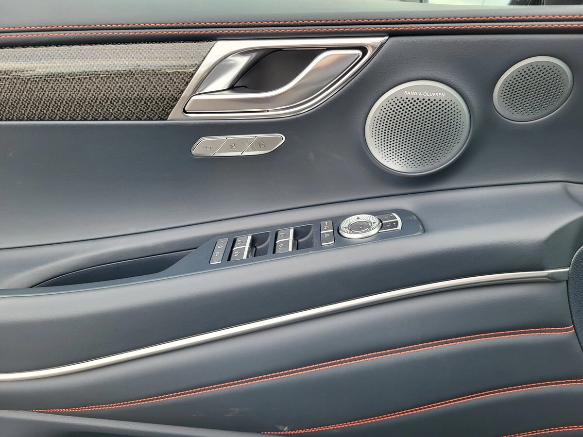 2026 GENESIS GV80 Coupe E-SC - Photo 6