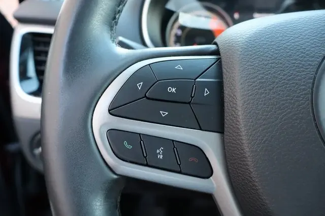 2019 Jeep Cherokee Limited photo 13