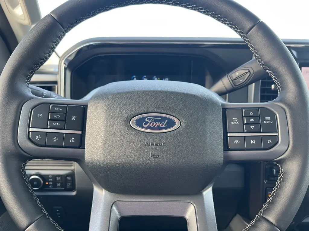 2026 Ford F-350 photo 18