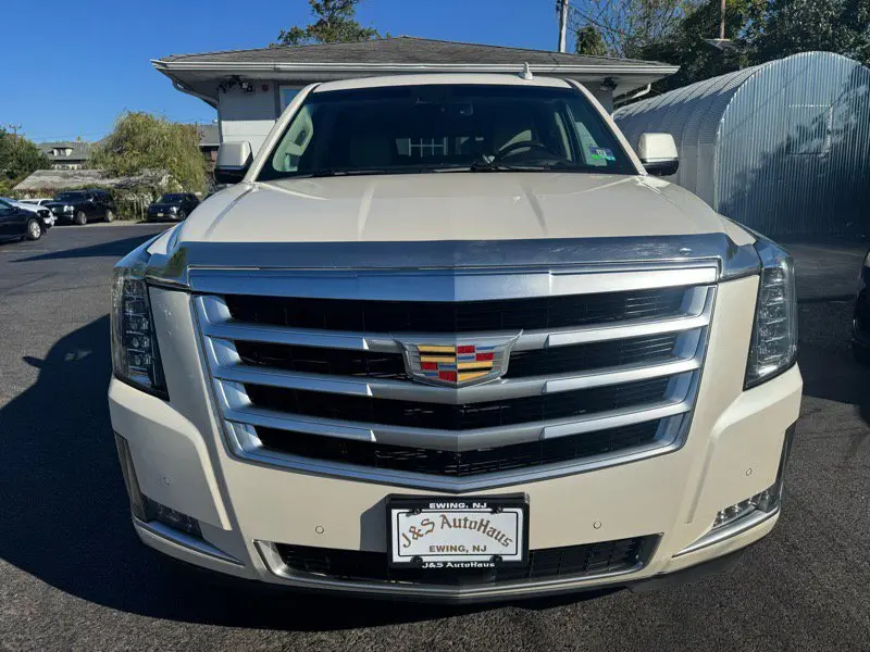 2015 Cadillac Escalade ESV Premium photo 2