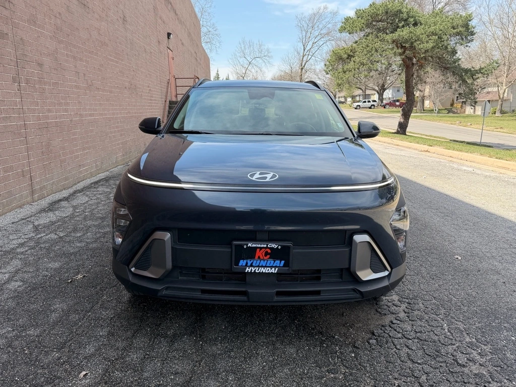 Used 2025 Hyundai Kona SEL with VIN KM8HBCAB9SU199782 for sale in Kansas City