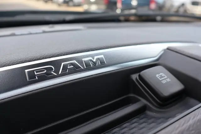 2026 Ram 1500 Laramie Night Edition photo 19
