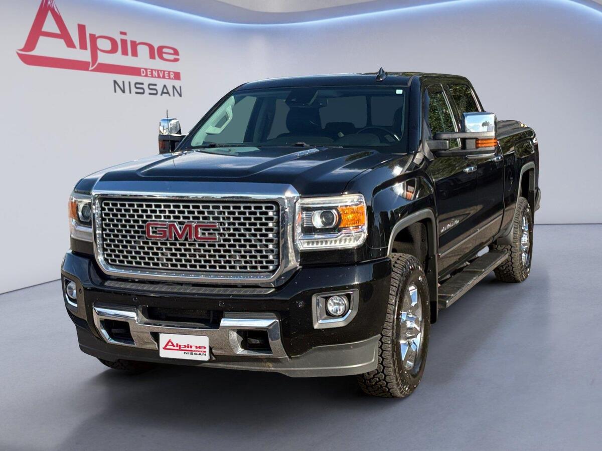  2015 GMC Sierra 3500HD Denali Crew Cab LB DRW 4WD   