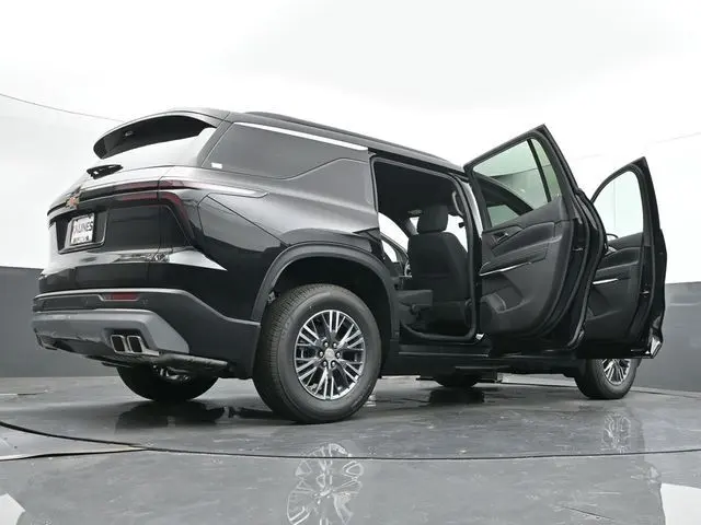 2026 Chevrolet Traverse 2LT photo 61