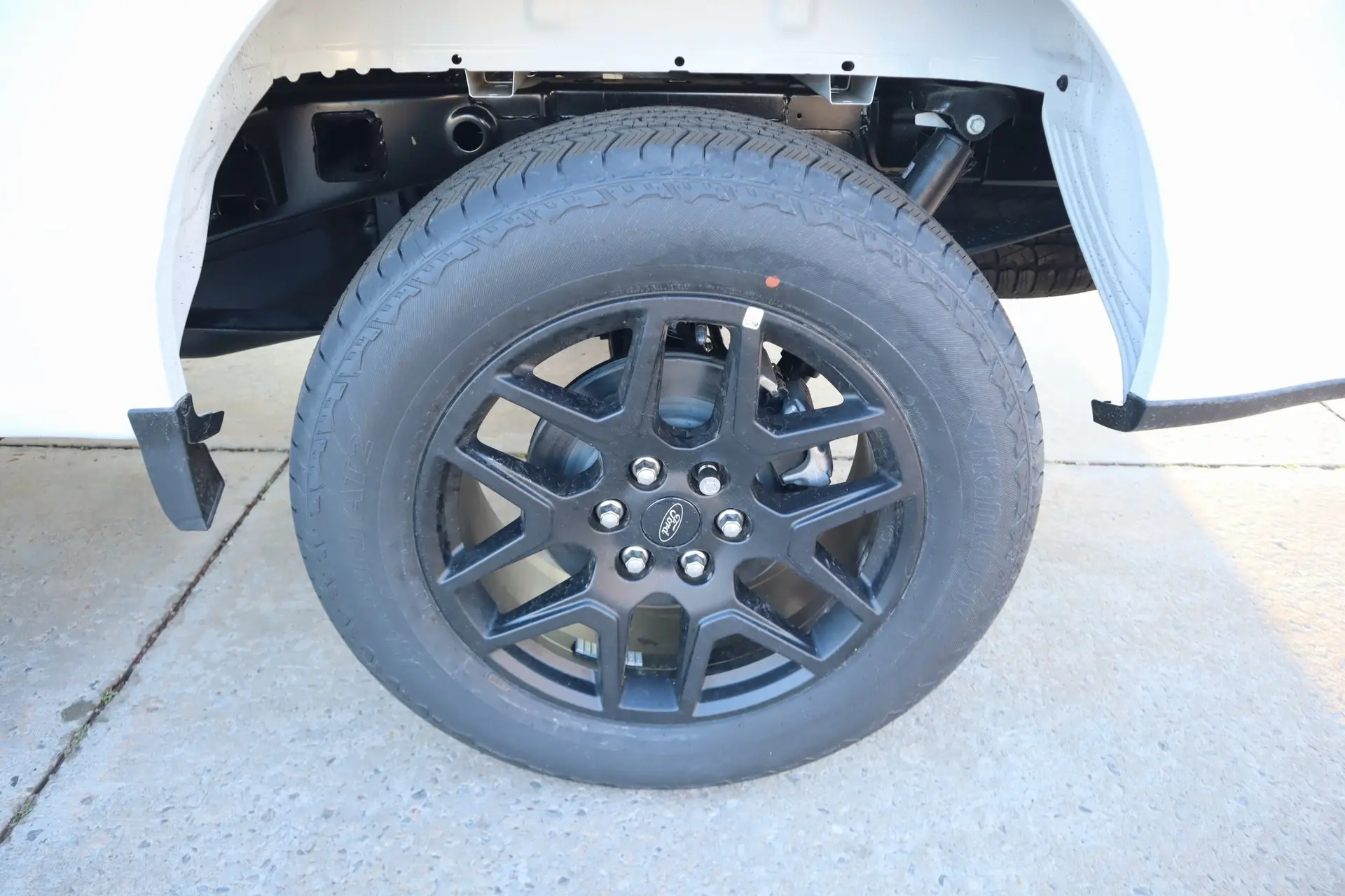 2025 Ford F-150 STX photo 13