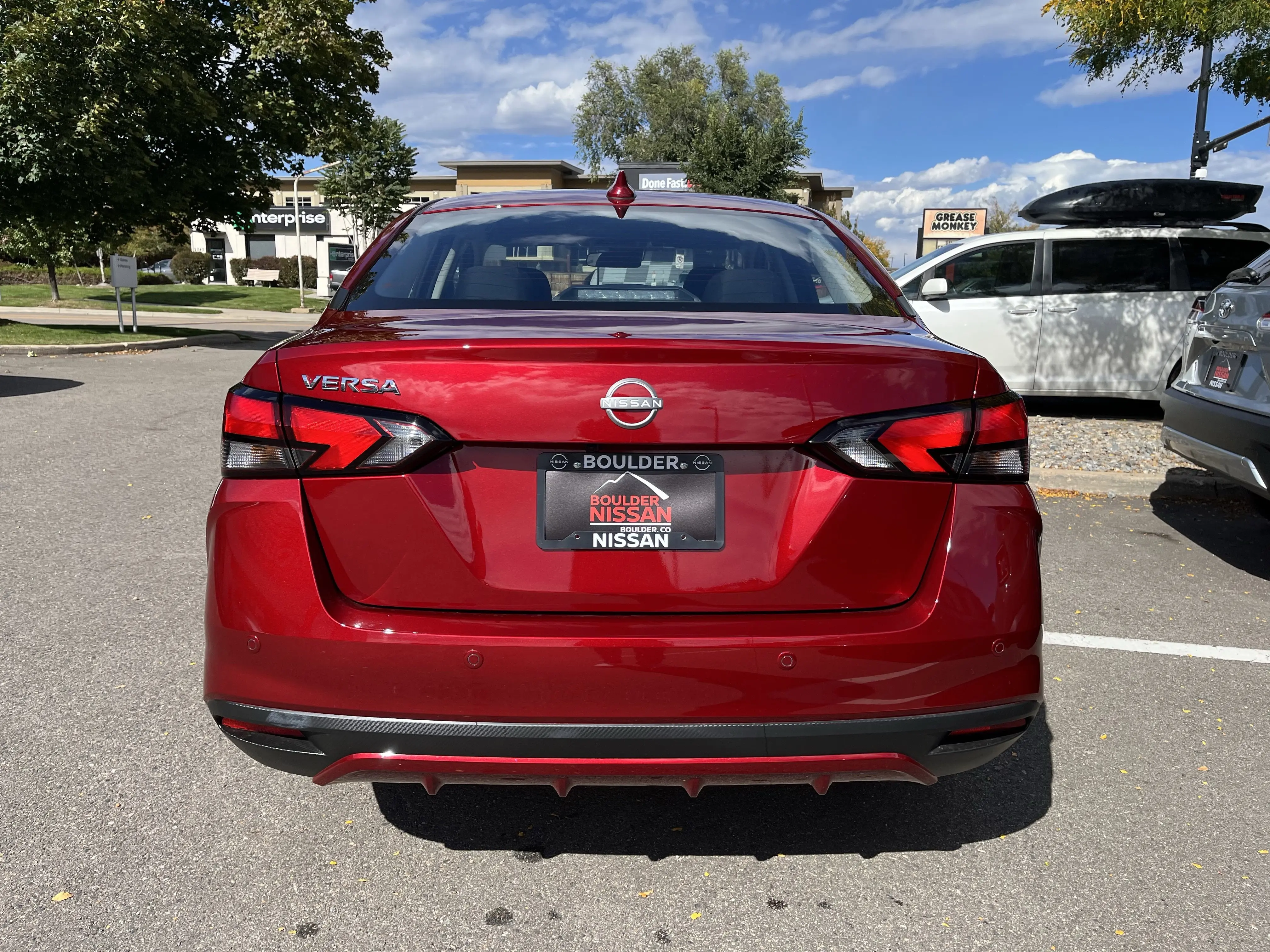 2025 Nissan Versa SV photo 4