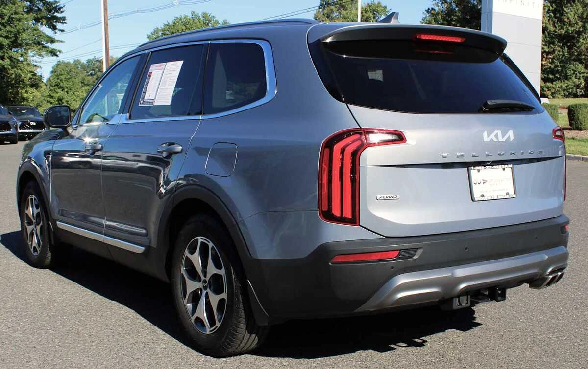 2022 Kia Telluride EX - Photo 7