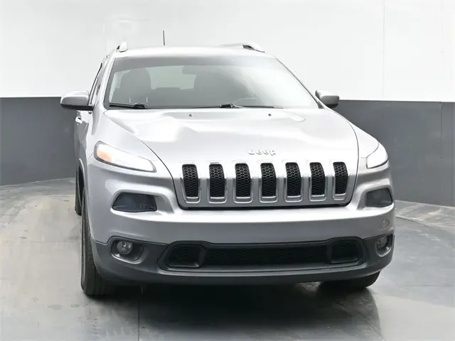 2018 Jeep Cherokee Latitude photo 3